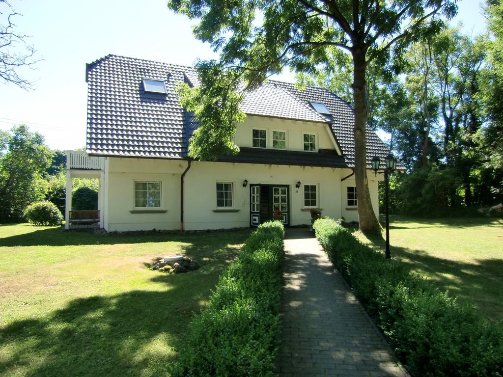 Auszeit Auf Rugen Haus Nr. 8 Appartement Nardevitz Buitenkant foto
